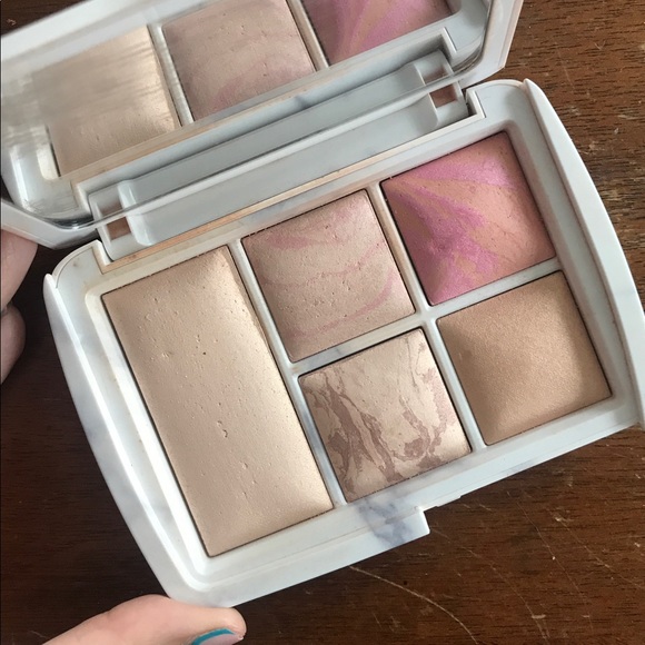 Hourglass Cosmetics Makeup - Hourglass Cosmetics Ambient Lighting Palette - LE Hourglass Cosmetics Makeup - Hourglass Cosmetics Ambient Lighting Palette - LE