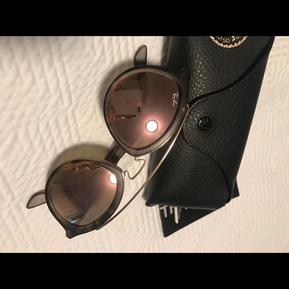 Ray-Ban