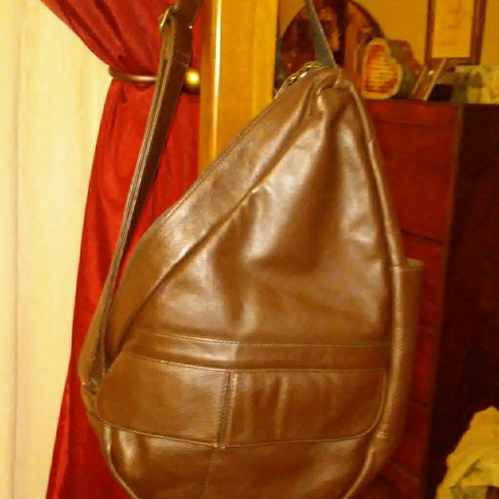 Ameribag genuine leather Healthy Back Bag