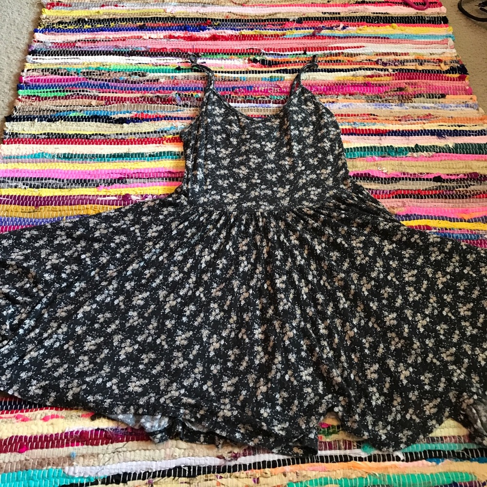 Flowey brandy Melville dress