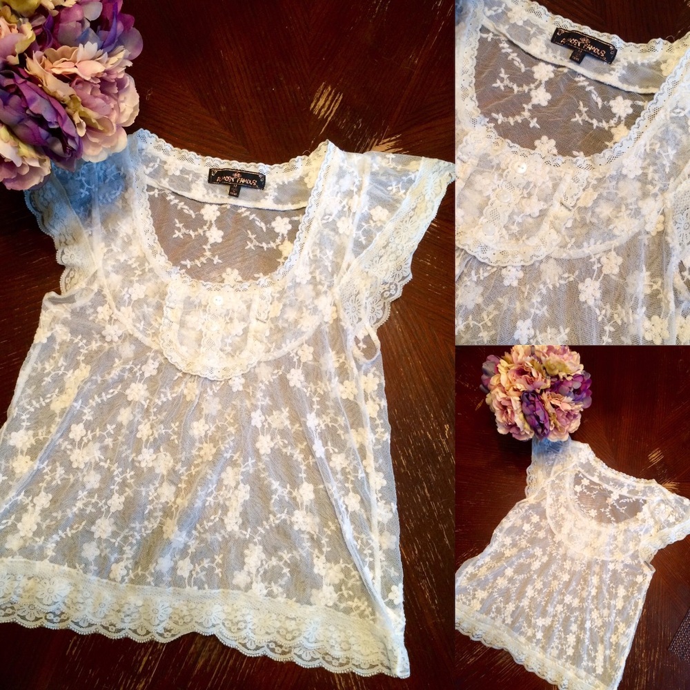 Feminine Sheer Lace top!