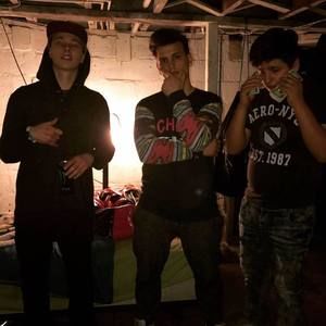 Meet your Posher, Raven