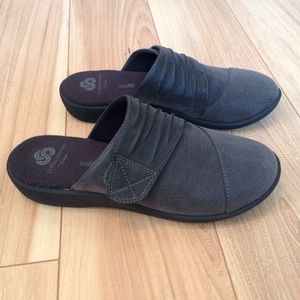 Cloudsteppers shoes by Clarks