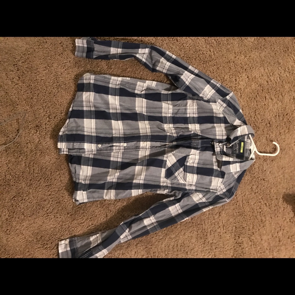 Classic & classy colored shirt.