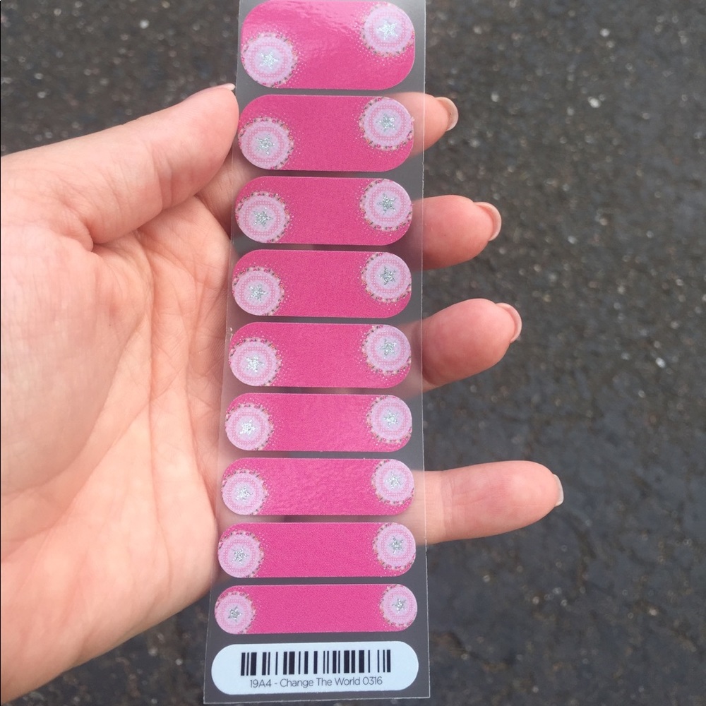 Jamberry nail wraps: Change the World