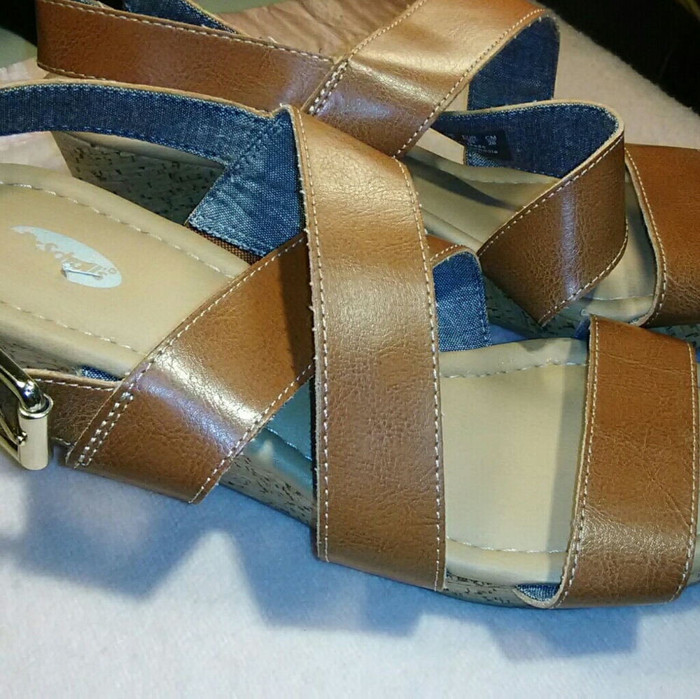 Wedge sandals