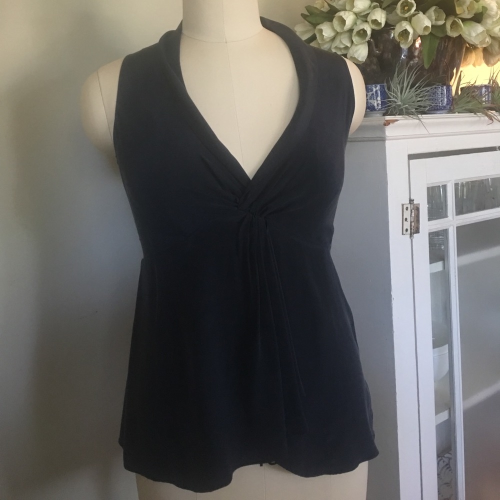 Navy blue blouse\tank top.