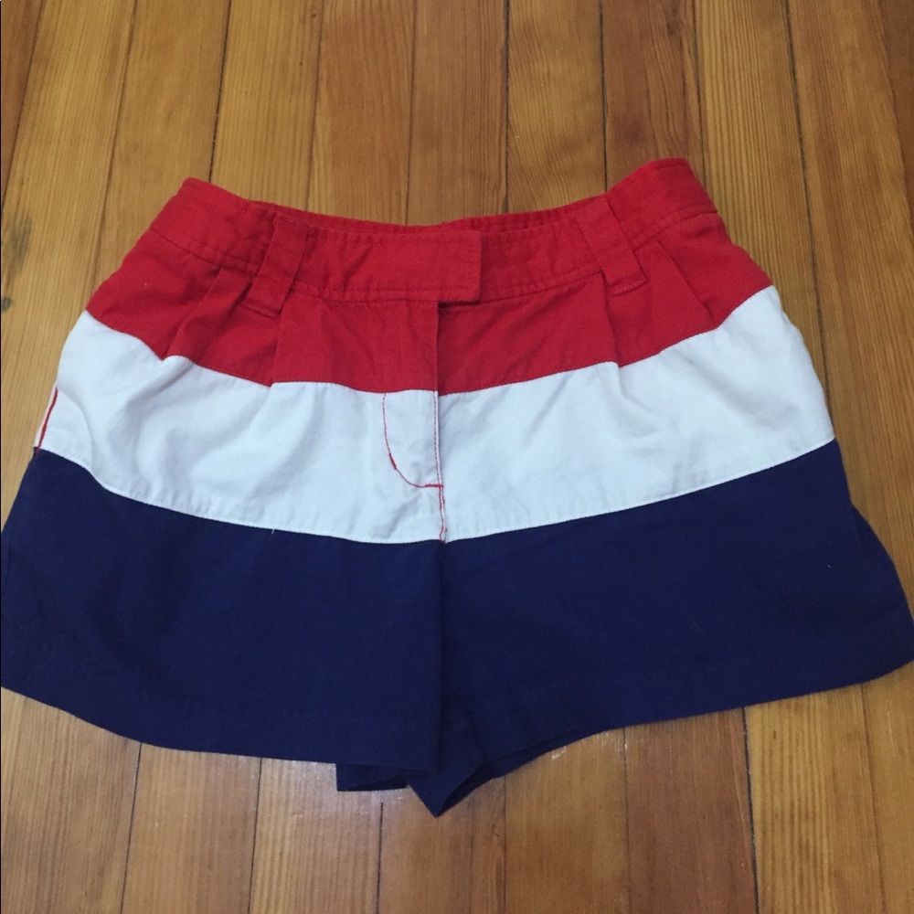 🛍BDG red white & blue shorts Sz.2