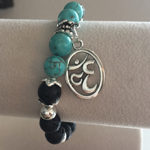 🦋Trendy Namaste Turquoise Diffuser Yoga Bracelet - Picture 2 of 4
