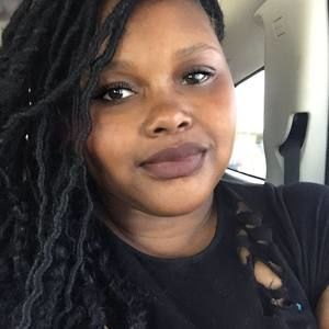 Meet your Posher, Destinee