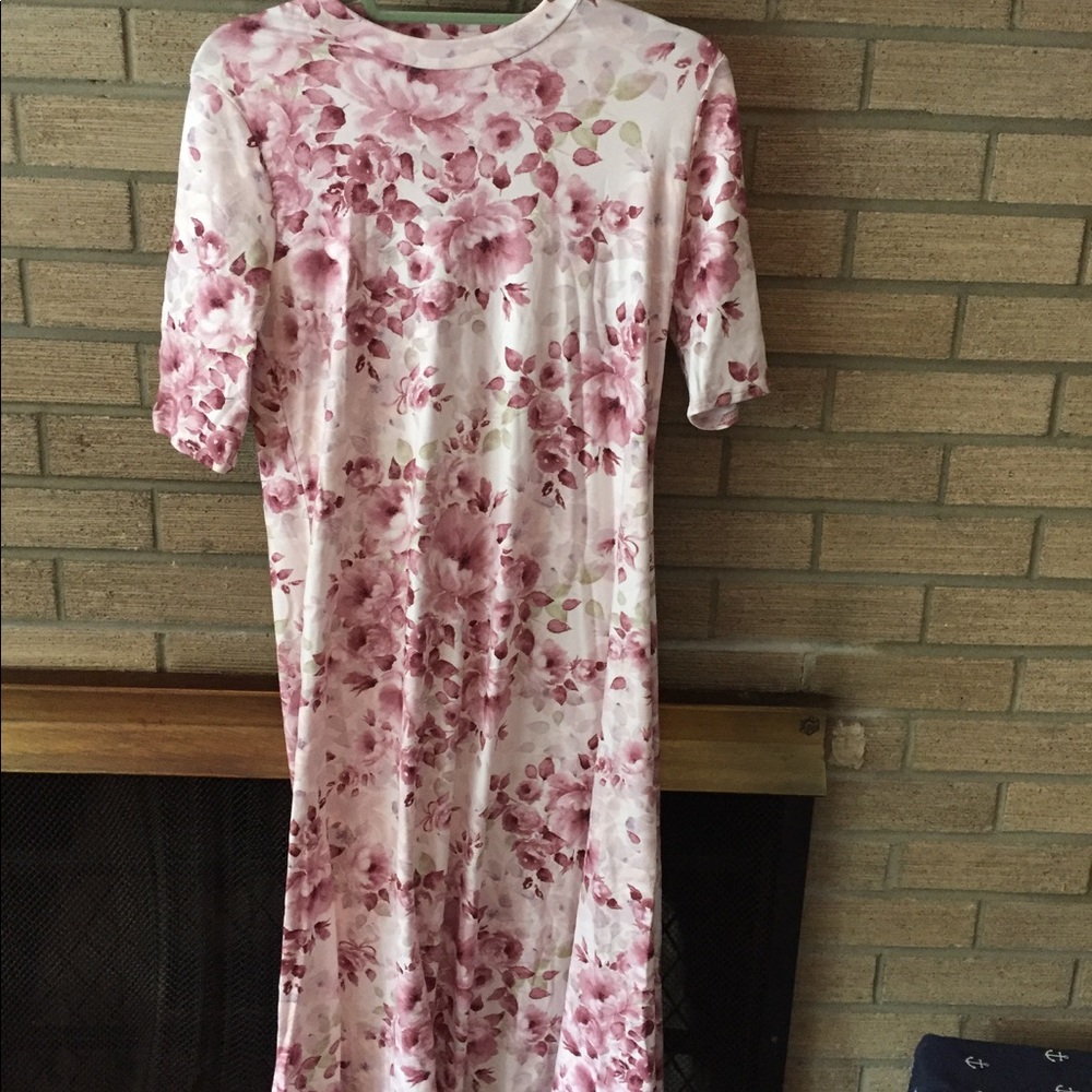 Pink blush pink floral nick neck midi dress