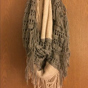 Fringe infinity scarf