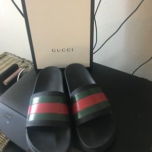 GUCCI Slide Sz 8 men's New with box
