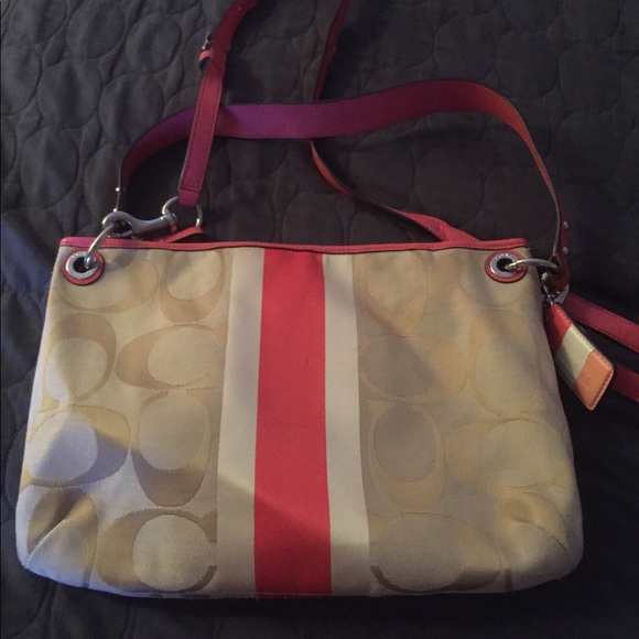 Coach purse - Picture 2 of 2