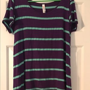 Lularoe Classic tee