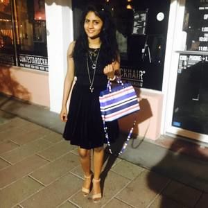 Meet your Posher, Poulina