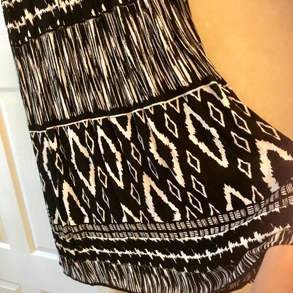 Chaudry Lined Geometric Black/White Print Skirt XL - Picture 2 of 4