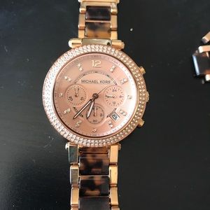 Michael Kors rose gold watch