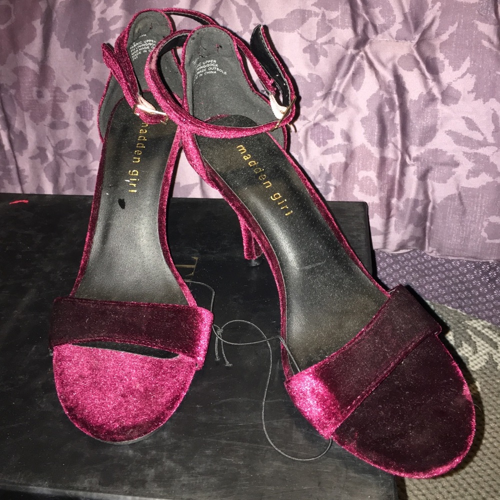 Steve Madden Velvet Red Heel