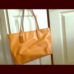 Coach Tote