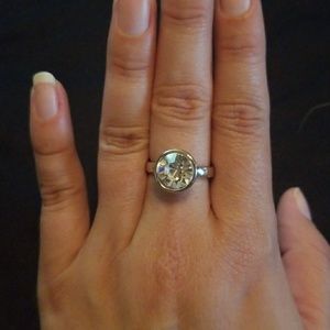 Round silver ring