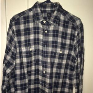 Men's Gap button down shirt