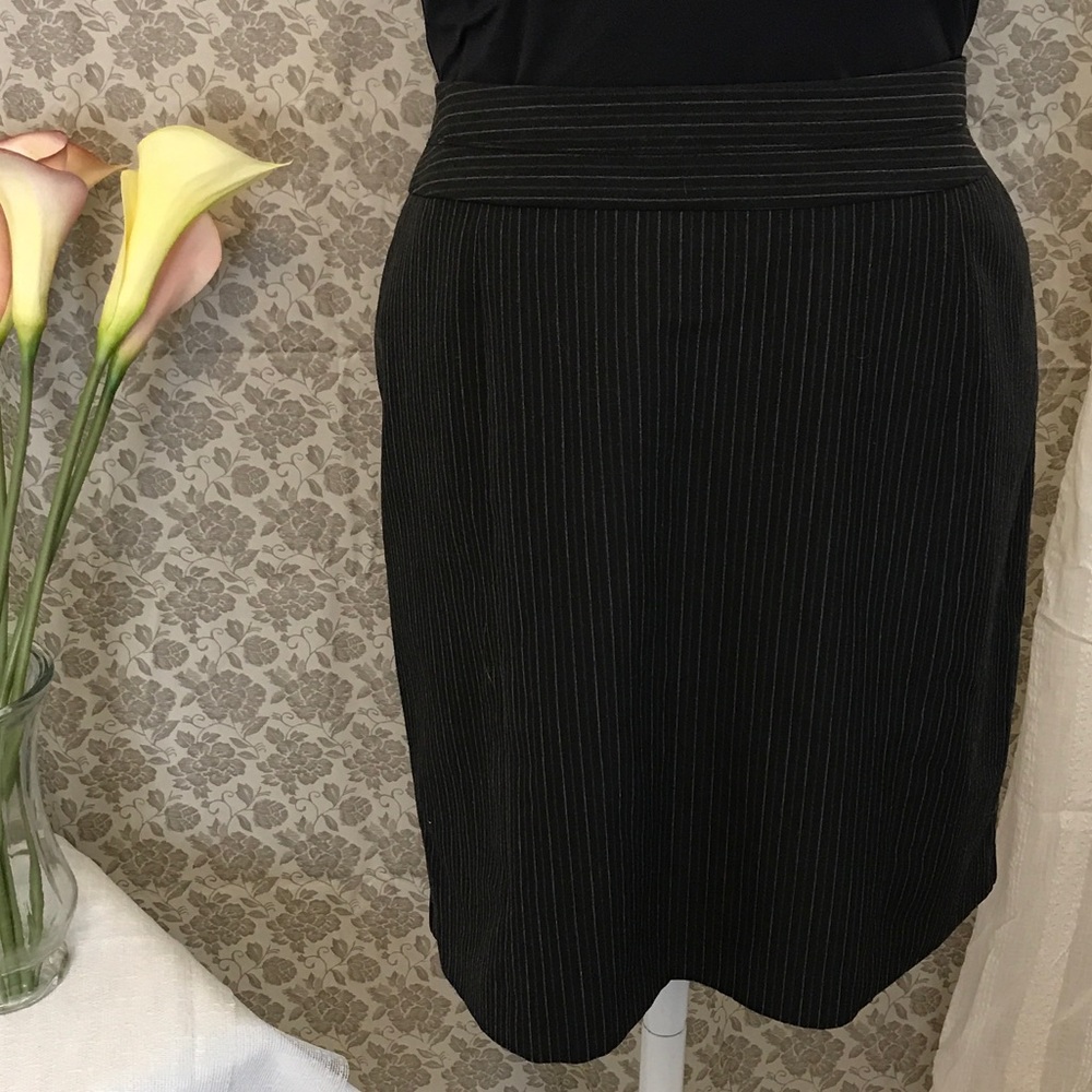 50% OFF ❗️Black & White Pinstripe Pencil Skirt
