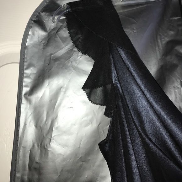 AUTHENTIC SAKS FFITH AVENUE DRESS - Picture 7 of 7