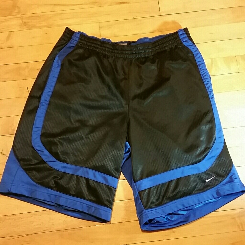 Nike Men's Atlethic Short Black and Blue