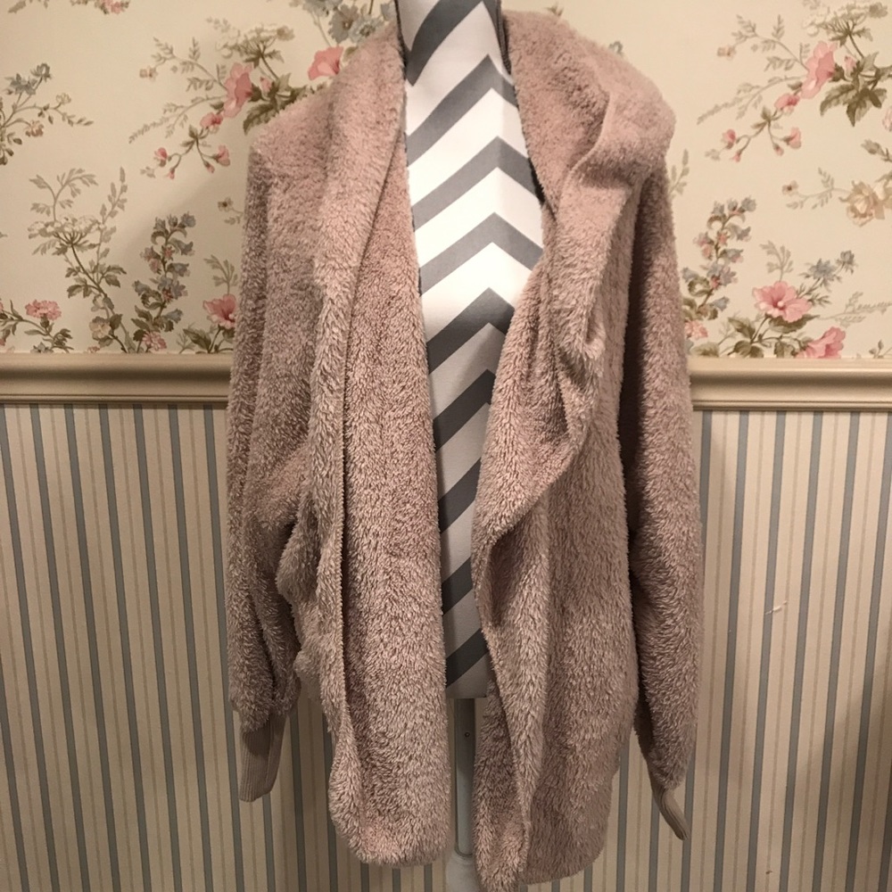 Comfiest cardigan/sweatshirt ever!