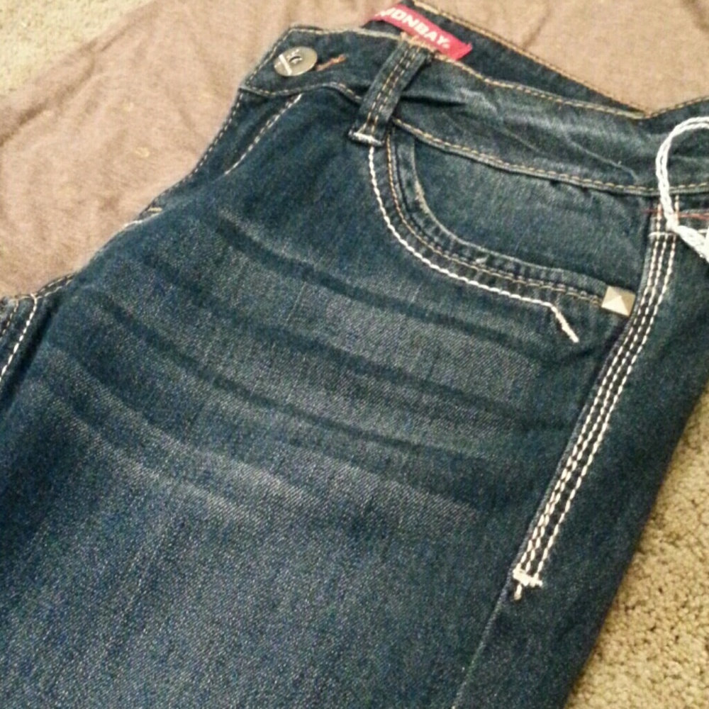 Shorts - Picture 4 of 6