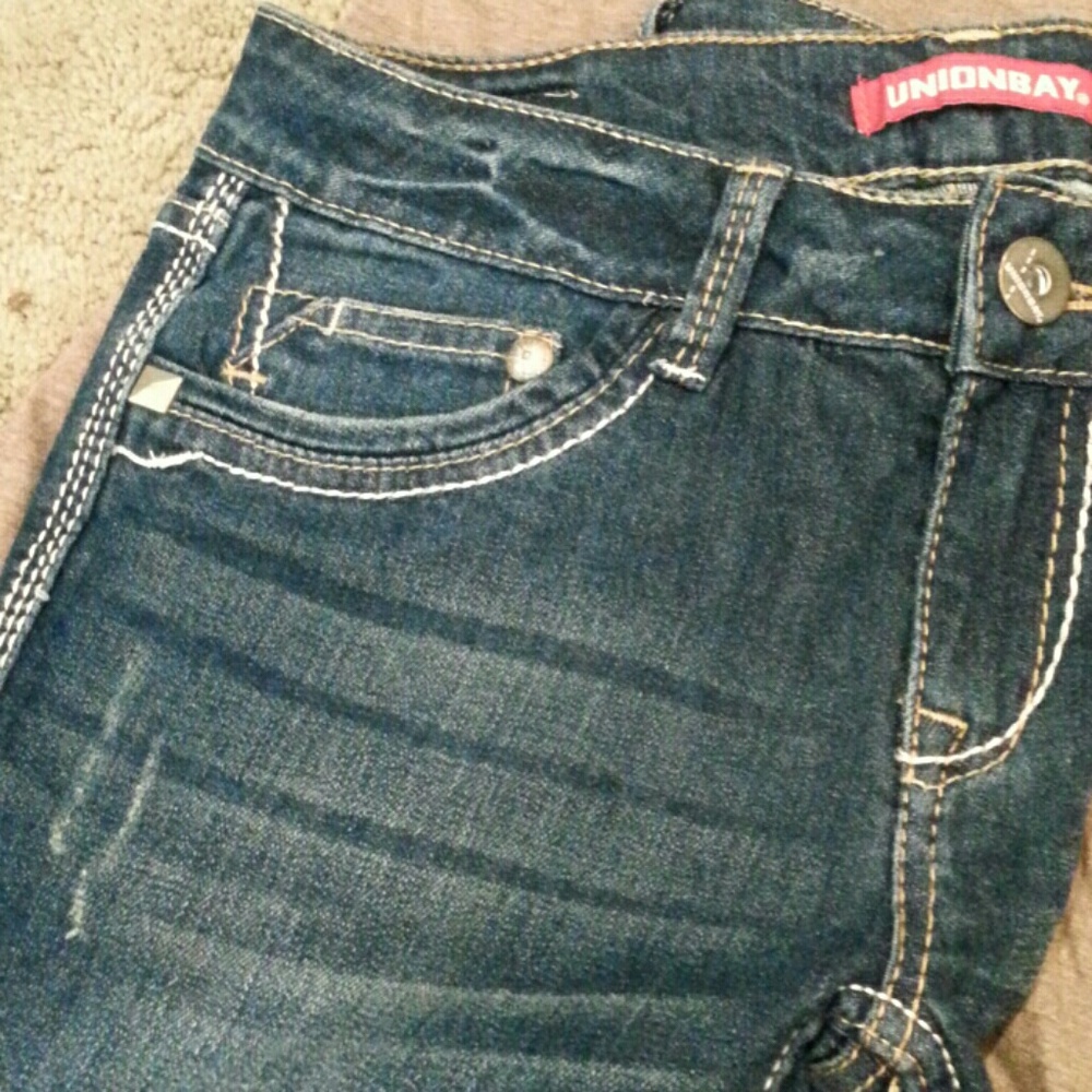 Shorts - Picture 5 of 6