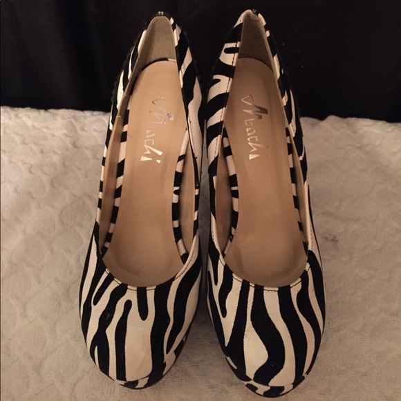 Zebra print platform pumps - Picture 2 of 6