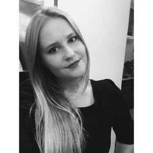 Meet your Posher, Caroline