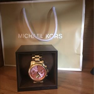 GORGEOUS Michael Kors watch gold and pink