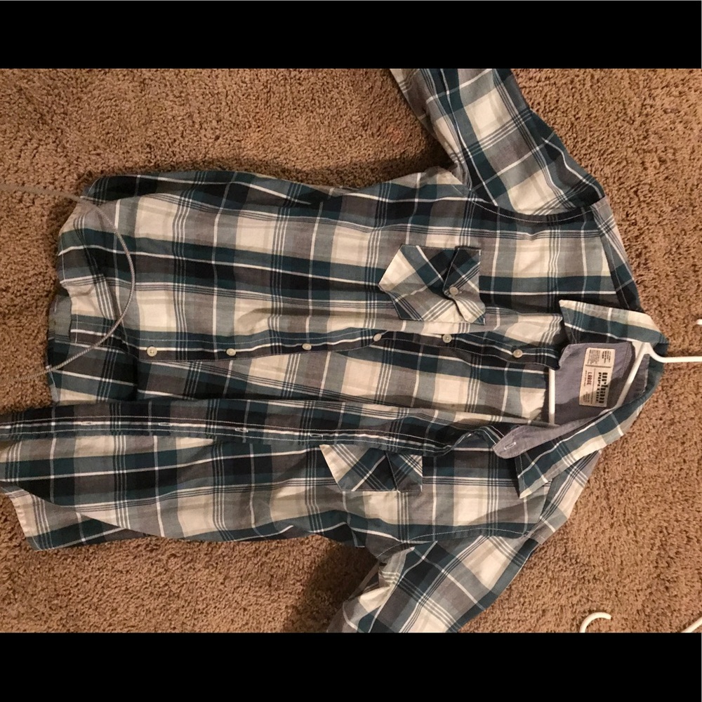 Large blue plaid shirt
