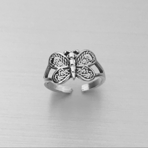 Sterling Silver Filigree Butterfly Toe Ring, Silver Rings, Bug ring, Butterflies - Picture 2 of 8