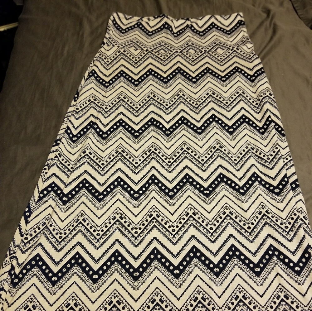 Knit maxi skirt