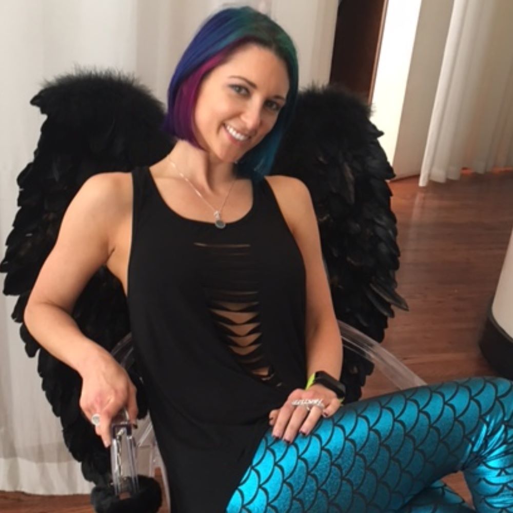 Meet your Posher, Cortney