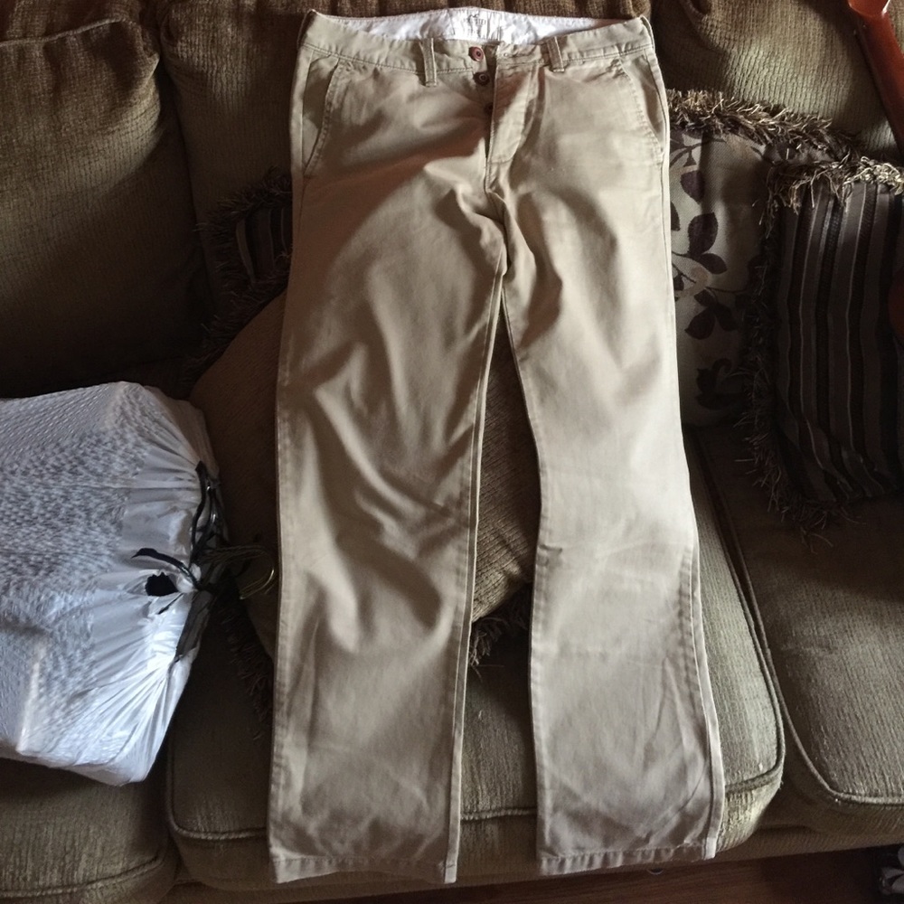 Hollister khaki pants - Picture 1 of 4