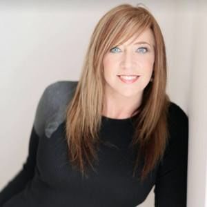 Meet your Posher, Traci