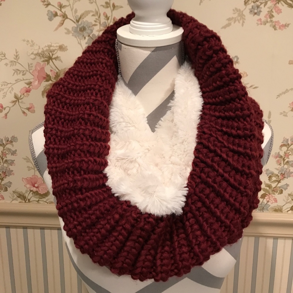 Loop scarf