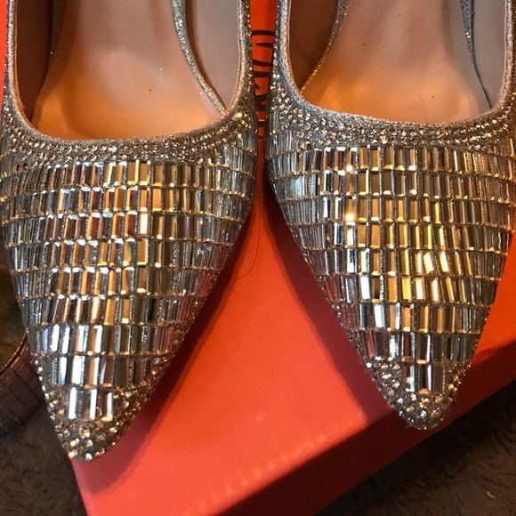 Bridal Silver Bling Cinderella Heels BRANDNEW - Picture 7 of 8