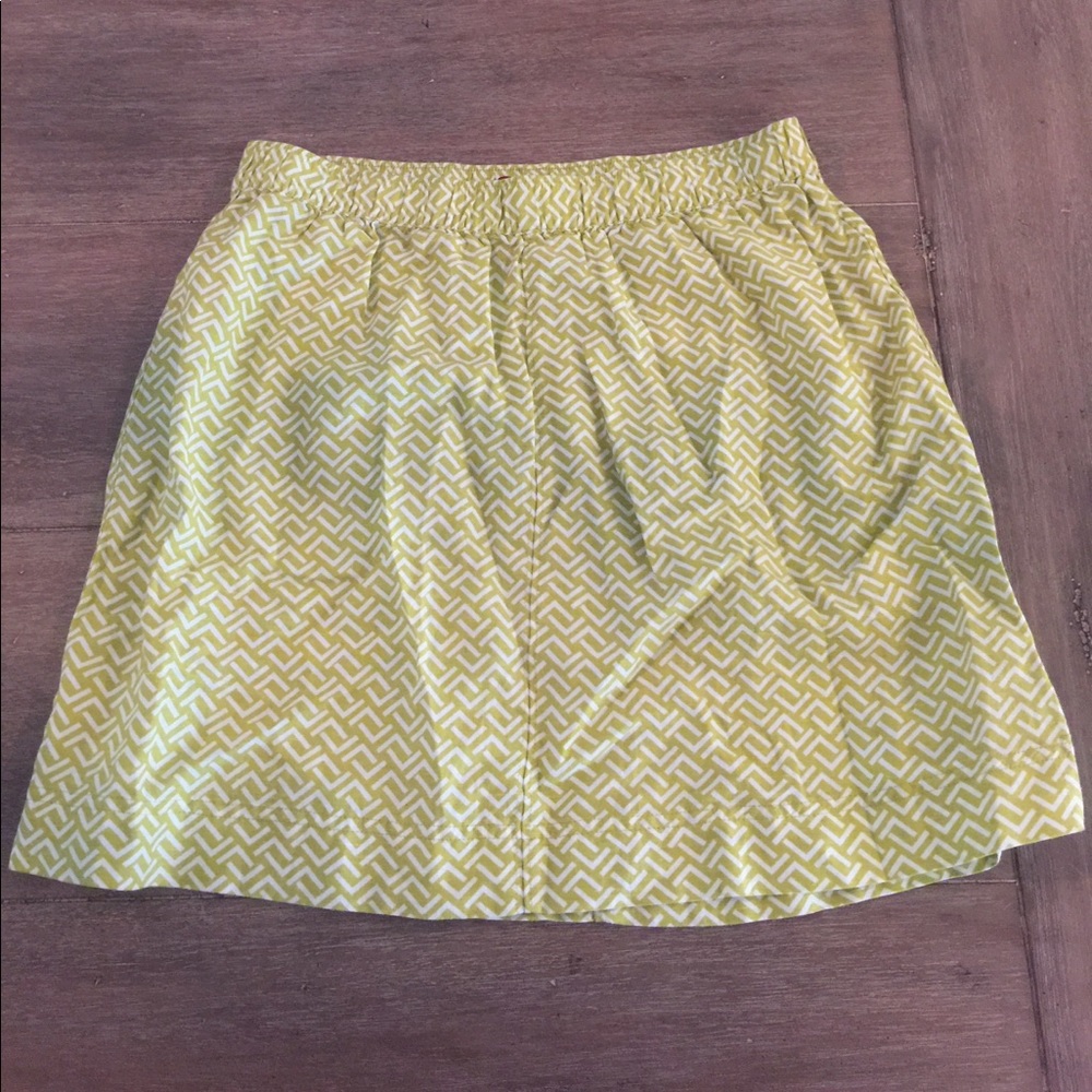 Linen blend target skirt.