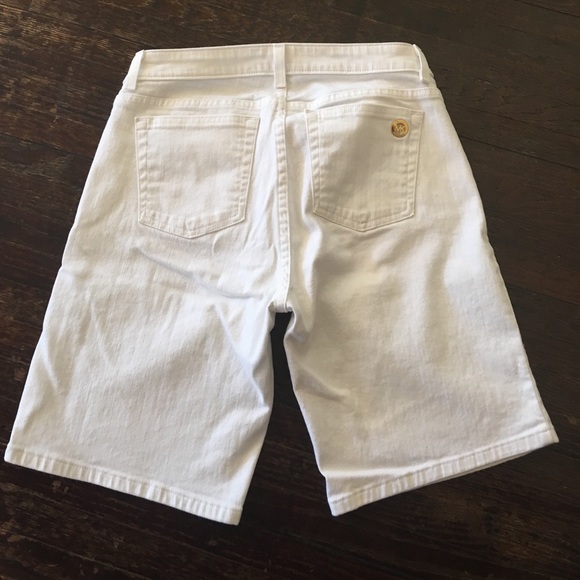 Practically new Michael Kors shorts - Picture 2 of 4