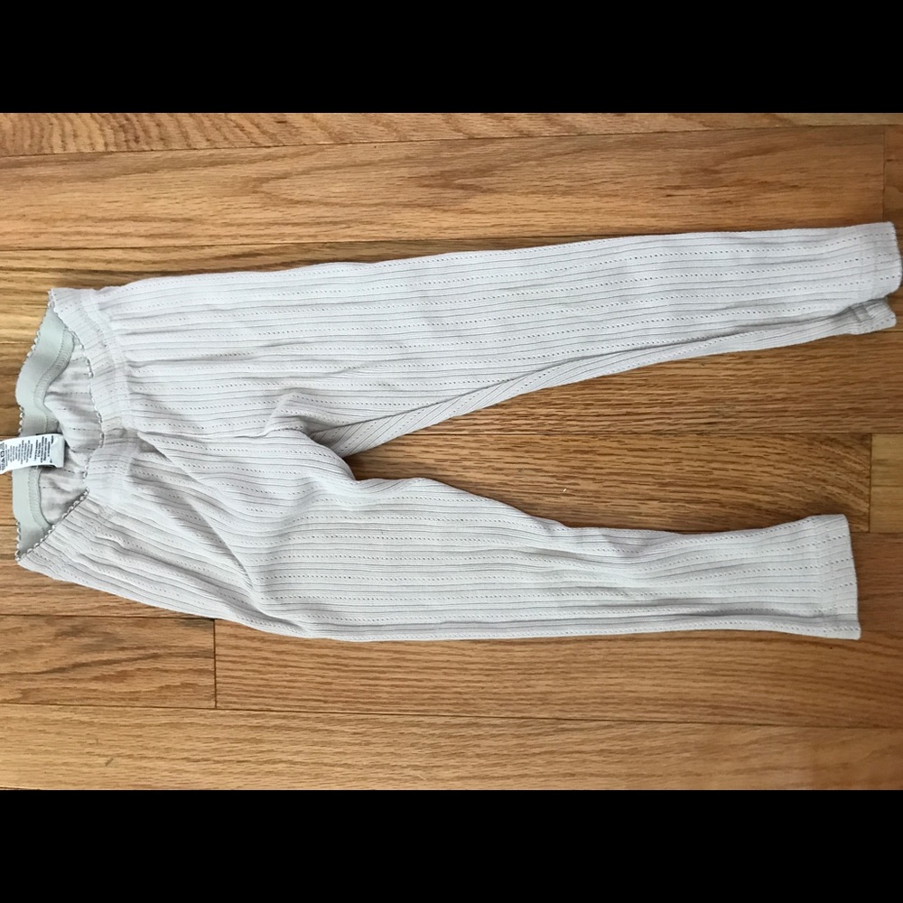 Ribbed cream leggings