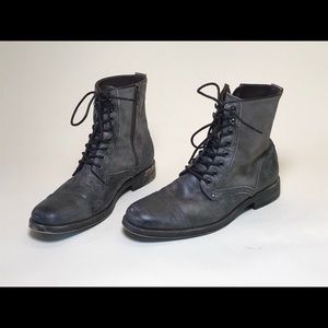 Men's Aston Grey "Bowers" Grey Cap Tow Boot
US 11