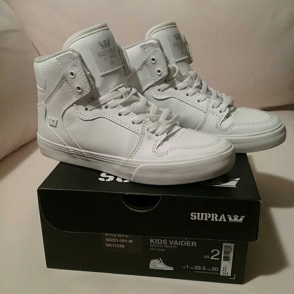 White Supra Vaider