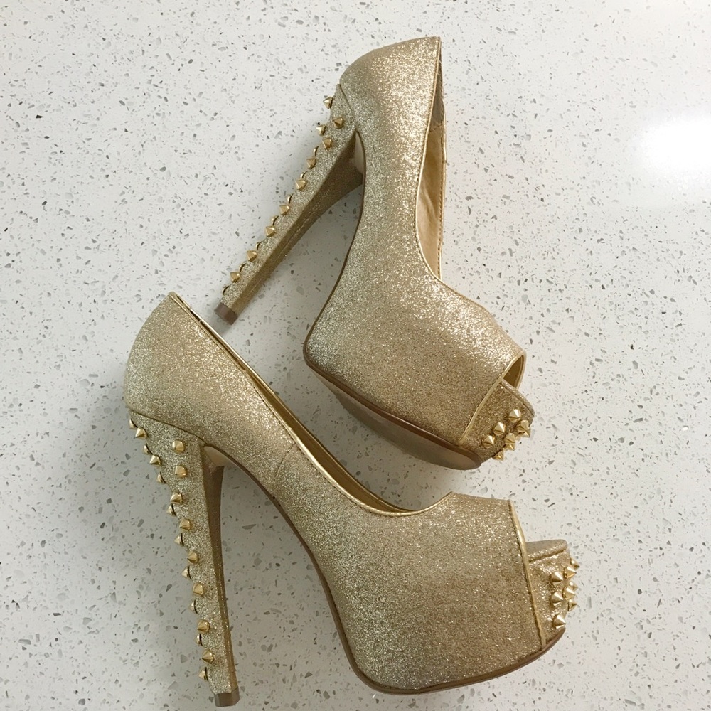 Chinese Laundry Gold Spiked Heels