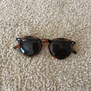 Ray ban sunglasses perfect conditions
